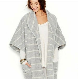 Free People gray and cream poncho blanket coat